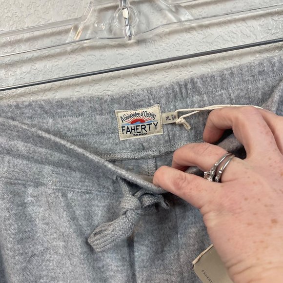 Faherty Gray Sweatpants - Picture 2 of 7